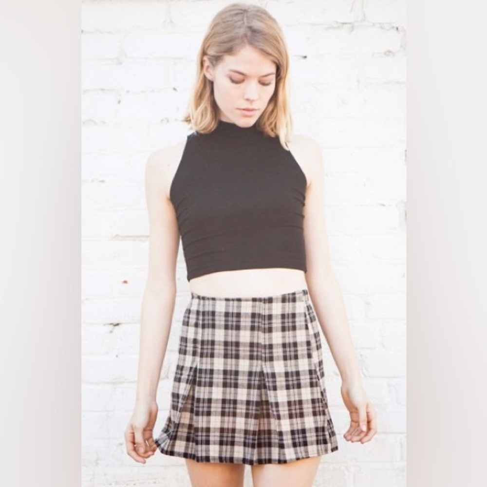 brandy melville kaitlee skirt